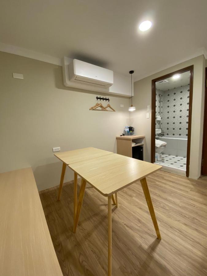 Yoshi Hotel Tainan Esterno foto
