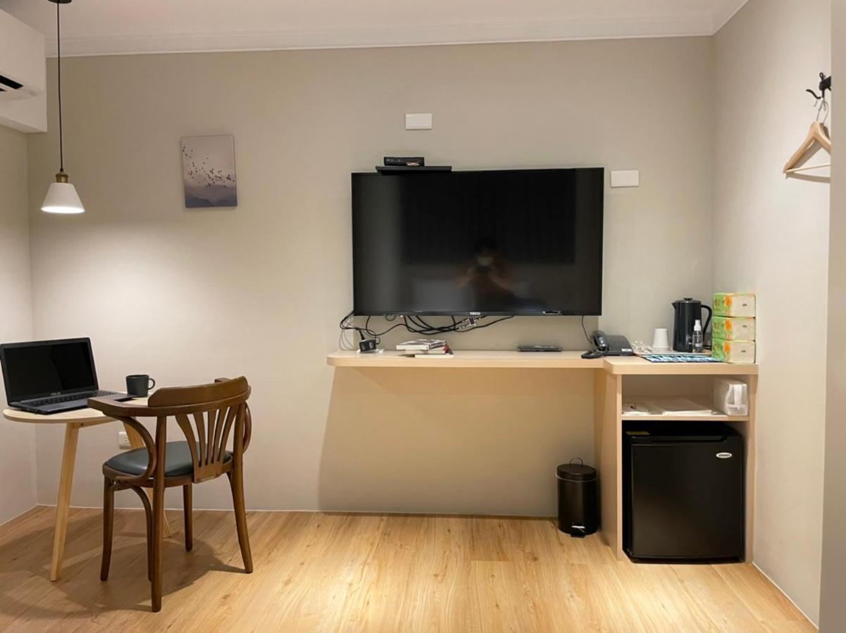 Yoshi Hotel Tainan Esterno foto