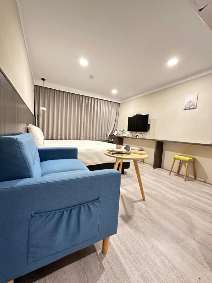 Yoshi Hotel Tainan Esterno foto
