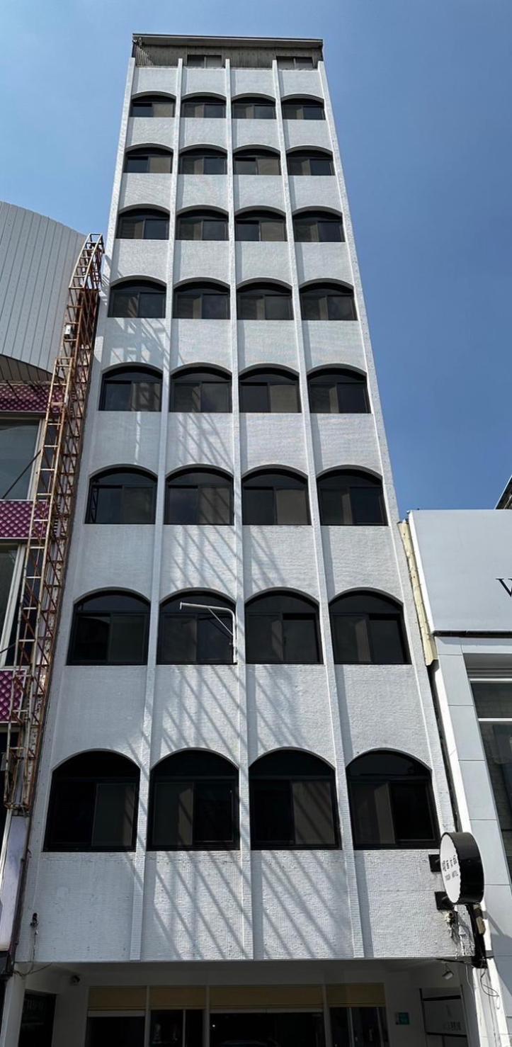 Yoshi Hotel Tainan Esterno foto